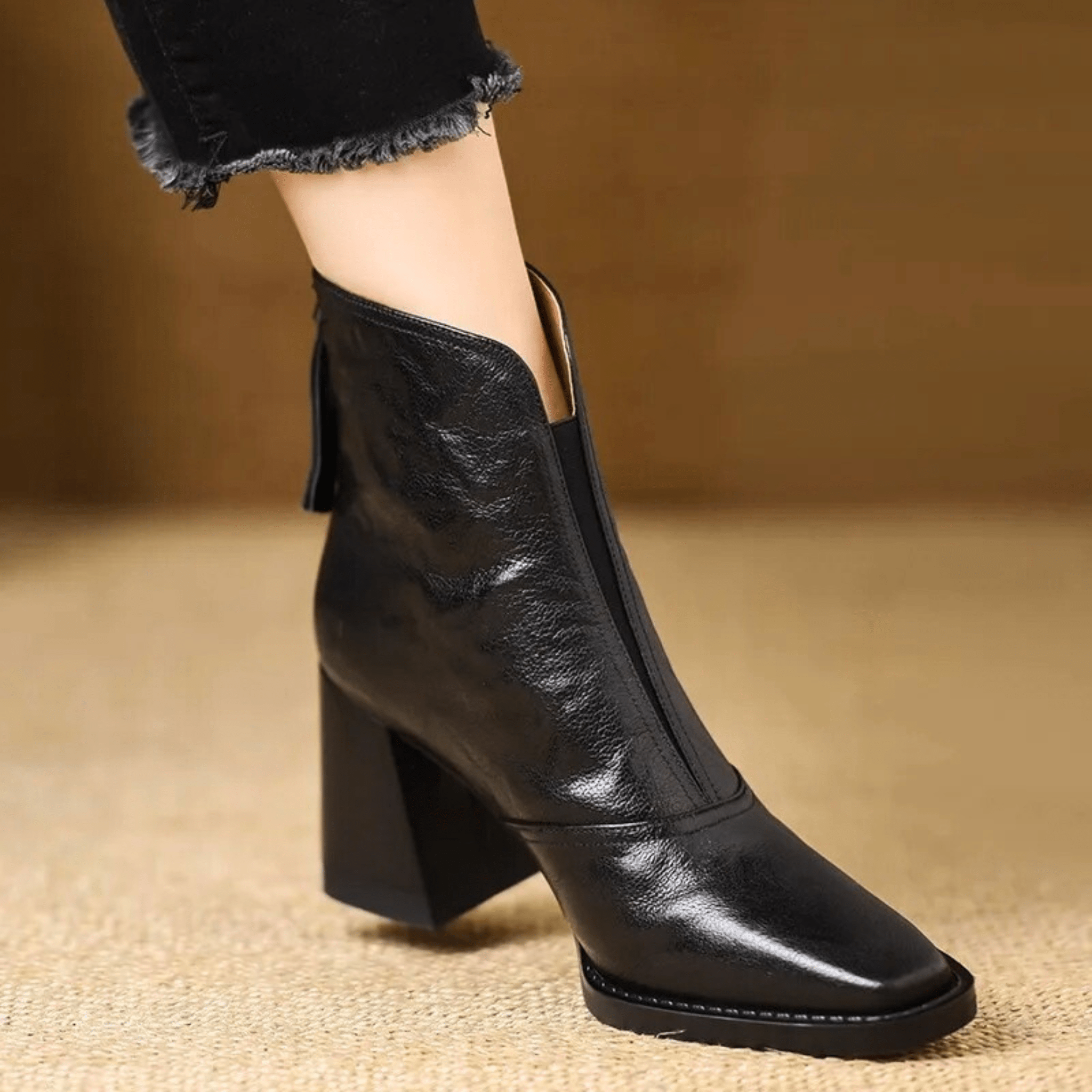 Claudi | Luxurious Ankle Boots with Mid-High Heel